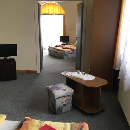 Holdfeny Отель Kapolnasnyek